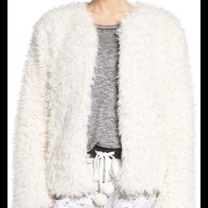 NWT Kensie Faux Fur Sweater